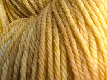 Preview: Vanille - die edle Variante des Garns High Twist