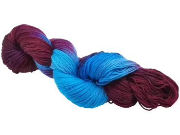 Türkis und Bordeaux in einem Sockenstrang vereint