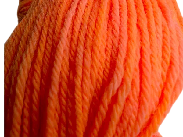 Leuchtendes Orange als 100g-Strang High Twist
