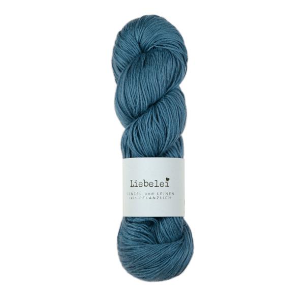 Liebelei von Atelier Zitron in jeansblau
